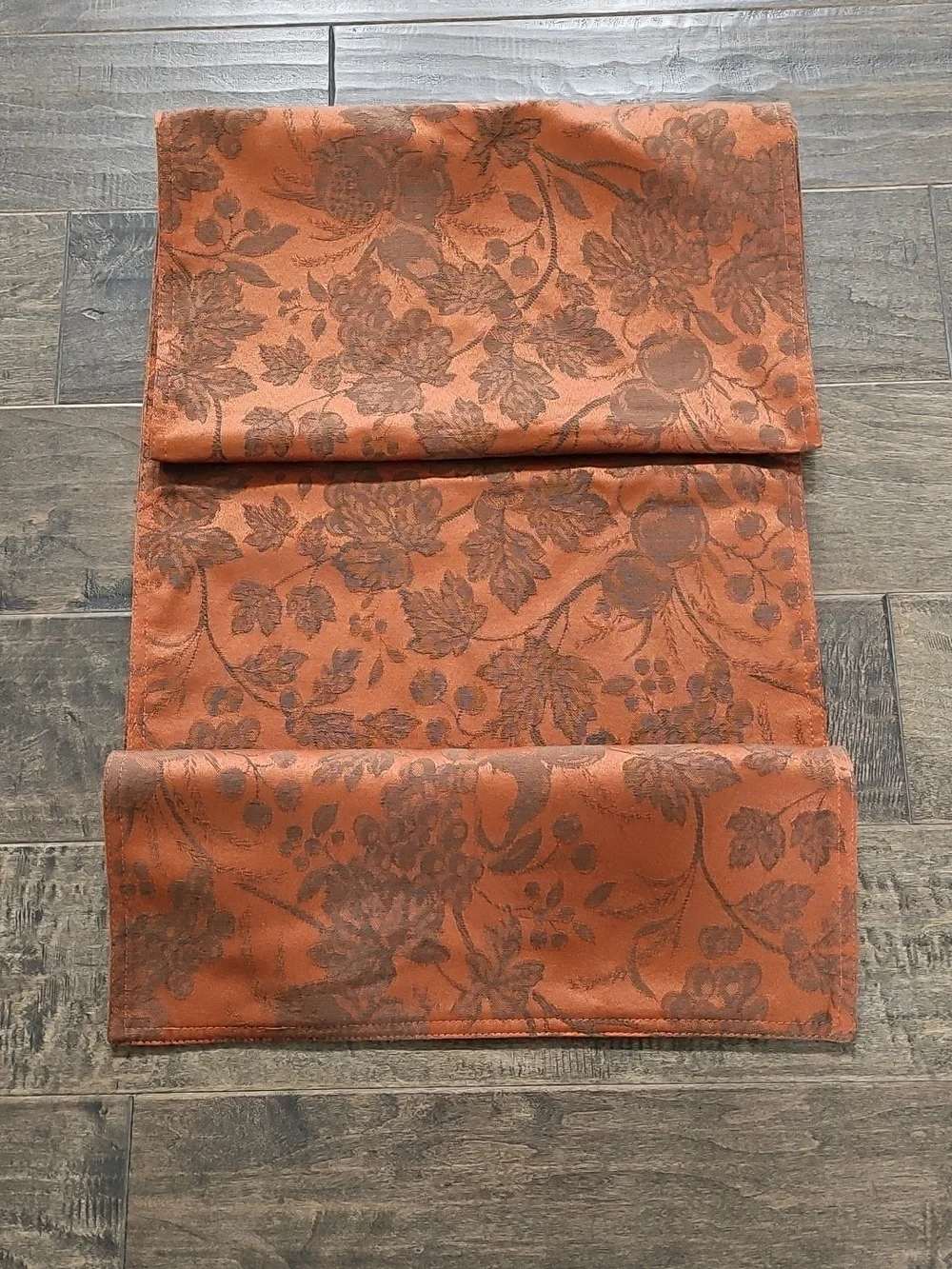 Rare & Vintage Lauren Ralph Lauren Campbell Jacquard Rust Copper Table Runner